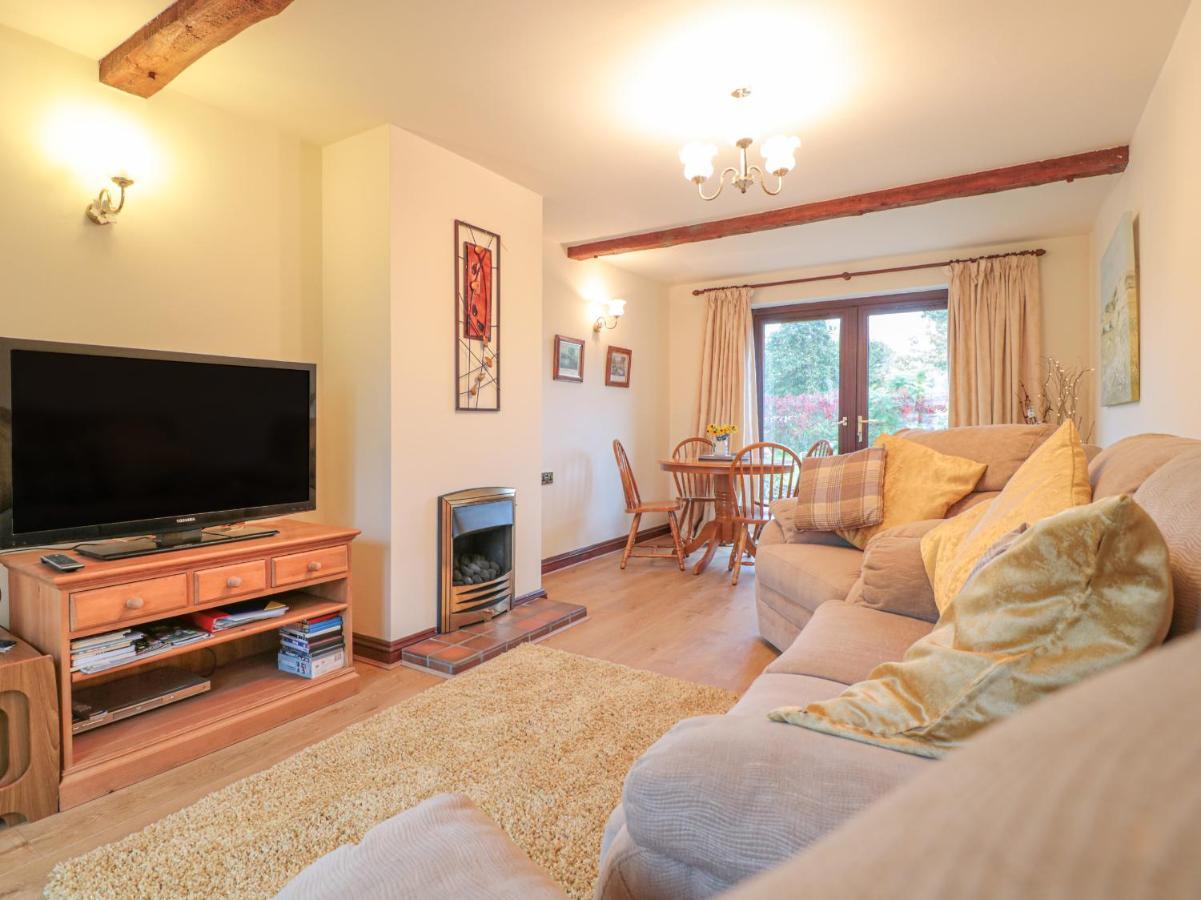 גלוסטר Berrys Place Farm Cottage מראה חיצוני תמונה
