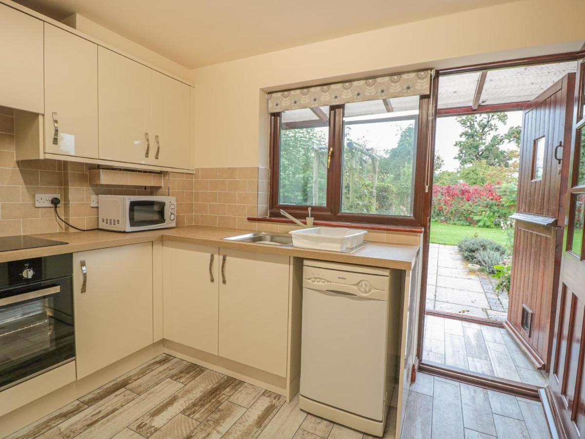 גלוסטר Berrys Place Farm Cottage מראה חיצוני תמונה