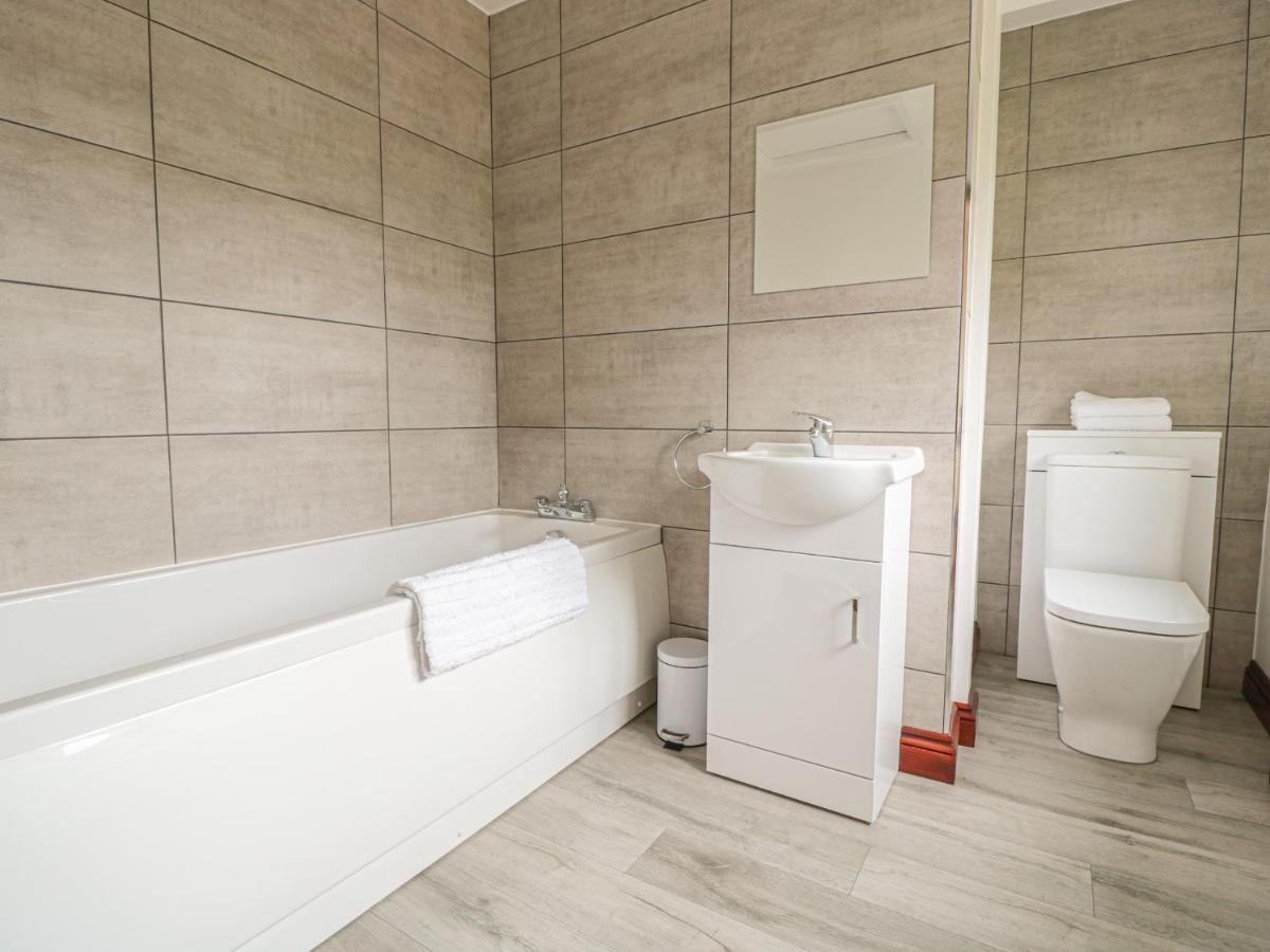 גלוסטר Berrys Place Farm Cottage מראה חיצוני תמונה